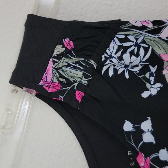 NWT And Eawy New Black Floral Sleeveless Top L - Picture 12 of 12